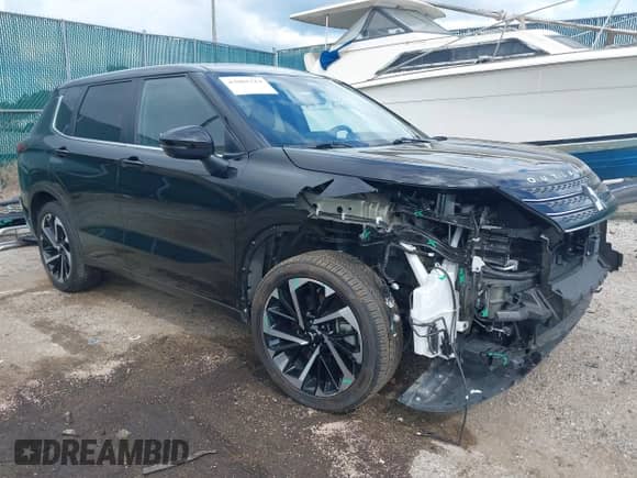 2024 Mitsubishi Outlander SE с VIN JA4J4VA87RZ026513, выставлен на аукционе IAAI как лот 43081224 с пробегом 31 359 миль миль и . История ставок и продаж доступна на DreamBid. Изображение 1.