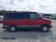 1999 Chevrolet Astro z VIN 1GNDM19W6XB104064, wystawiony jako IAAI lot #42122684 z przebiegiem 168 979 mil mil oraz . Historia ofert i sprzedaży dostępna na DreamBid. Obrazek 13.