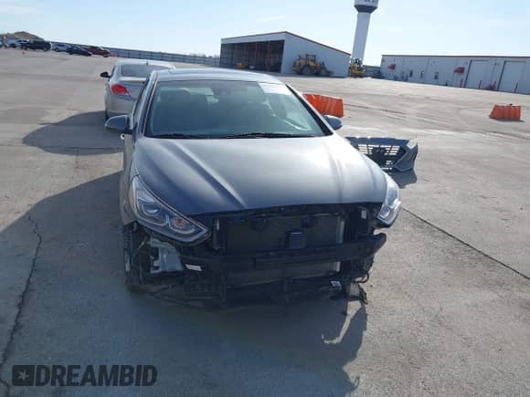 2018 Hyundai Sonata Limited with VIN 5NPE34AF9JH643264, listed as a IAAI auction lot 41750670 with 107,442 mi miles and . Bid and sale history available at DreamBid. Image 13.