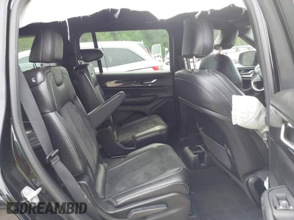 2023 Jeep Grand Cherokee Altitude с VIN 1C4RJJAG7P8794349, выставлен на аукционе IAAI как лот 42033035 с пробегом 46 524 миль миль и . История ставок и продаж доступна на DreamBid. Изображение 8.