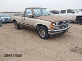 1988 Chevrolet Silverado 2500 с VIN 1GCFC24K4JE123538, выставлен на аукционе IAAI как лот 41741153 с пробегом 253 186 миль миль и . История ставок и продаж доступна на DreamBid. Изображение 1.