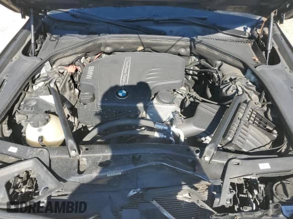 2013 BMW 5 Series 528i с VIN WBAXG5C5XDDY36649, выставлен на аукционе Copart как лот 70353685 с пробегом 177 298 миль миль и Списание • Salvage title. История ставок и продаж доступна на DreamBid. Изображение 11.