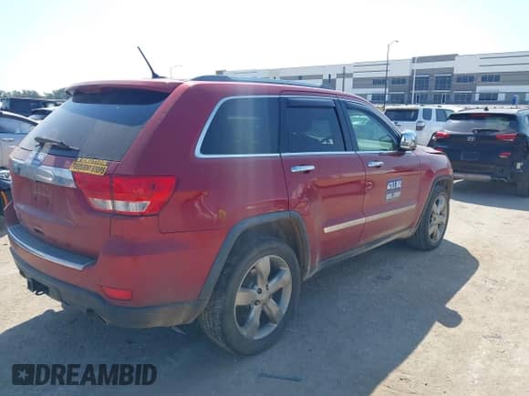 2011 Jeep Grand Cherokee Limited z VIN 1J4RS5GT9BC588457, wystawiony jako IAAI lot #43197490 z przebiegiem 192 297 mil mil oraz . Historia ofert i sprzedaży dostępna na DreamBid. Obrazek 4.