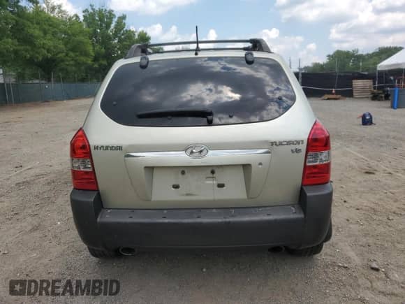 2008 Hyundai Tucson SE с VIN KM8JN12D48U852007, выставлен на аукционе Copart как лот 64221815 с пробегом 217 650 миль миль и Чистый • Clean title. История ставок и продаж доступна на DreamBid. Изображение 6.