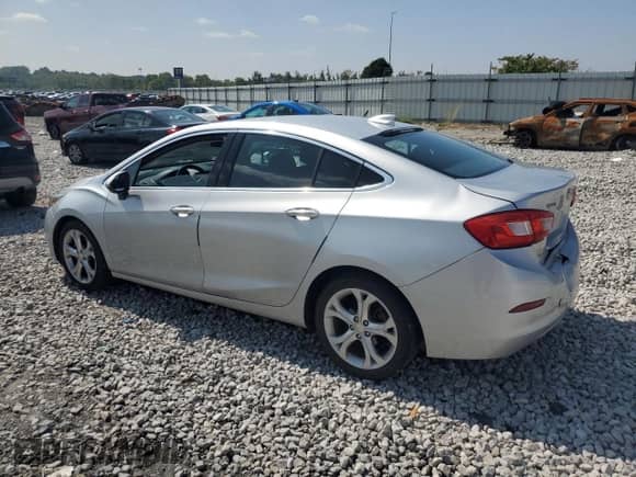 2017 Chevrolet Cruze Premier с VIN 1G1BF5SM0H7236048, выставлен на аукционе Copart как лот 71496685 с пробегом 140 952 миль миль и Списание • Salvage title. История ставок и продаж доступна на DreamBid. Изображение 2.