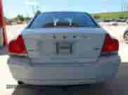 2009 Volvo S60 2.5T с VIN YV1RS592892737820, выставлен на аукционе IAAI как лот 43334035 с пробегом 177 136 миль миль и . История ставок и продаж доступна на DreamBid. Изображение 16.