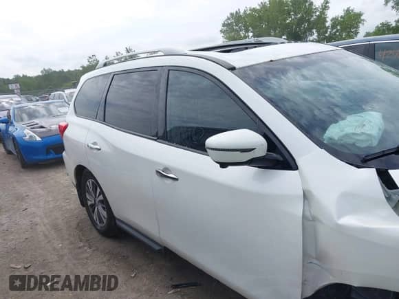 2017 Nissan Pathfinder SV with VIN 5N1DR2MM9HC642769, listed as a IAAI auction lot 42475621 with 110,180 mi miles and . Bid and sale history available at DreamBid. Image 13.