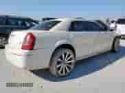 2006 Chrysler 300 Touring with VIN 2C3LA53G56H109689, listed as a Copart auction lot 80462545 with 204,029 mi miles and Salvage title. Bid and sale history available at DreamBid. Image 3.