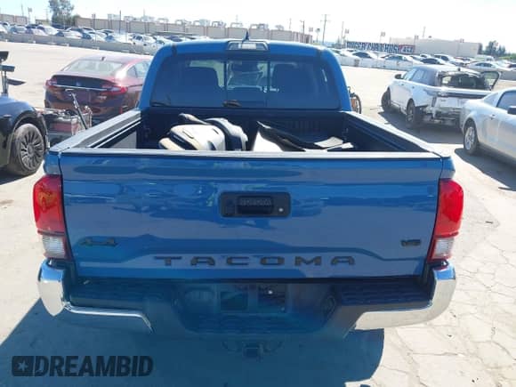 2019 Toyota Tacoma SR с VIN 3TMCZ5AN3KM244008, выставлен на аукционе IAAI как лот 43476118 с пробегом 123 236 миль миль и . История ставок и продаж доступна на DreamBid. Изображение 16.
