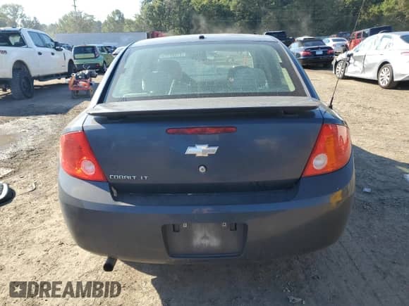 2008 Chevrolet Cobalt LT z VIN 1G1AL58F887136017, wystawiony jako Copart lot #81886105 z przebiegiem 177 026 mil mil oraz Szkoda całkowita • Salvage title. Historia ofert i sprzedaży dostępna na DreamBid. Obrazek 6.