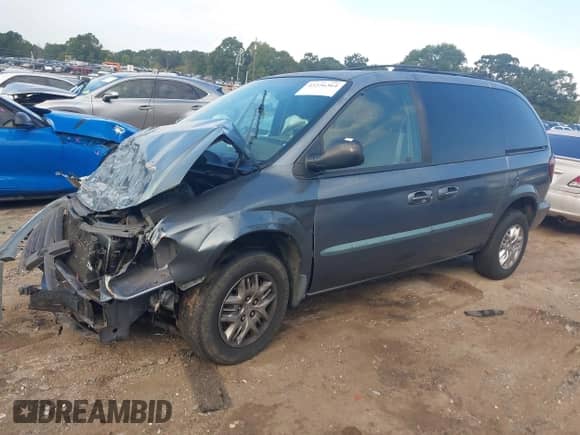 2002 Dodge Caravan Sport z VIN 1B4GP453X2B633226, wystawiony jako IAAI lot #43236364 z przebiegiem 179 046 mil mil oraz . Historia ofert i sprzedaży dostępna na DreamBid. Obrazek 17.
