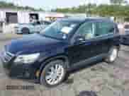 2011 Volkswagen Tiguan S с VIN WVGBV7AX6BW543296, выставлен на аукционе IAAI как лот 43320721 с пробегом 70 224 миль миль и . История ставок и продаж доступна на DreamBid. Изображение 2.