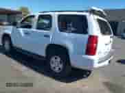 2009 Chevrolet Tahoe Commercial with VIN 1GNFK13049R106747, listed as a IAAI auction lot 42922952 with 229,240 mi miles and . Bid and sale history available at DreamBid. Image 3.