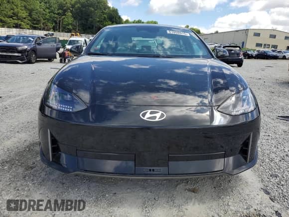 2024 Hyundai Ioniq 6 SEL с VIN KMHM34AA1RA061450, выставлен на аукционе Copart как лот 61058915 с пробегом 11 165 миль миль и Списание • Salvage title. История ставок и продаж доступна на DreamBid. Изображение 5.