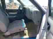 1995 Chevrolet S-10 LS с VIN 1GCCS19Z9S8262487, выставлен на аукционе IAAI как лот 42671024 с пробегом 227 670 миль миль и . История ставок и продаж доступна на DreamBid. Изображение 5.