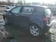 2015 Chevrolet Sonic LTZ z VIN 1G1JF6SB8F4201238, wystawiony jako Copart lot #83118114 z przebiegiem 77 134 mil mil oraz Szkoda całkowita • Salvage title. Historia ofert i sprzedaży dostępna na DreamBid. Obrazek 2.