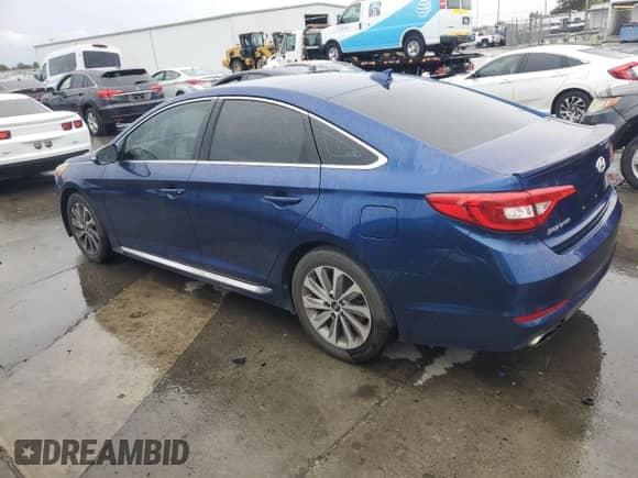2016 Hyundai Sonata Sport with VIN 5NPE34AF0GH433807, listed as a Copart auction lot 82436545 with 174,680 mi miles and Clean title. Bid and sale history available at DreamBid. Image 2.