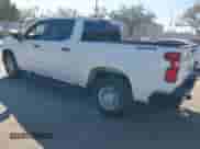 2019 Chevrolet Silverado 1500 Work Truck z VIN 3GCUYAEF6KG271771, wystawiony jako IAAI lot #41637638 z przebiegiem 104 763 mil mil oraz . Historia ofert i sprzedaży dostępna na DreamBid. Obrazek 3.