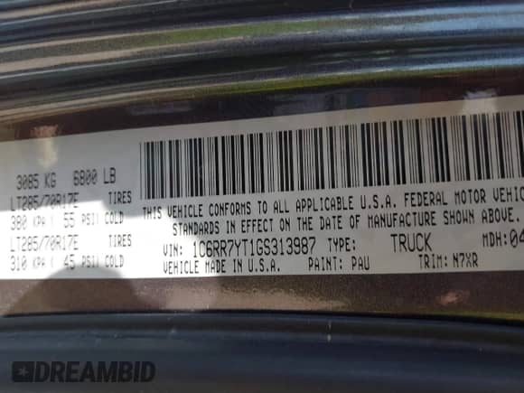 2016 Ram 1500 Rebel z VIN 1C6RR7YT1GS313987, wystawiony jako IAAI lot #42946135 z przebiegiem 117 418 mil mil oraz . Historia ofert i sprzedaży dostępna na DreamBid. Obrazek 9.