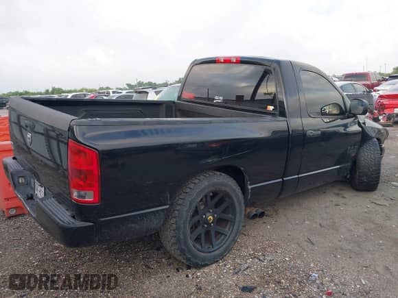 2005 Dodge 1500 SLT с VIN 1D7HA16N55J591409, выставлен на аукционе IAAI как лот 42229163 с пробегом 151 375 миль миль и . История ставок и продаж доступна на DreamBid. Изображение 4.