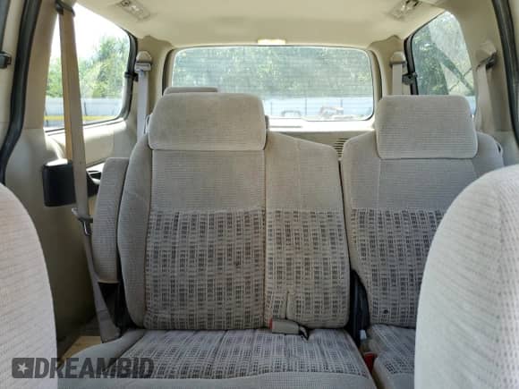 2002 Chevrolet Venture Plus 1SB z VIN 1GNDX03E92D177377, wystawiony jako Copart lot #54878465 z przebiegiem 136 717 mil mil oraz Szkoda całkowita • Salvage title. Historia ofert i sprzedaży dostępna na DreamBid. Obrazek 10.