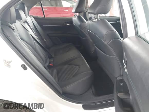 2019 Toyota Camry SE z VIN 4T1B11HK3KU847698, wystawiony jako IAAI lot #43421686 z przebiegiem 108 989 mil mil oraz . Historia ofert i sprzedaży dostępna na DreamBid. Obrazek 8.