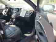2015 Hyundai Santa Fe с VIN 5XYZU3LB2FG291551, выставлен на аукционе IAAI как лот 43149569 с пробегом 137 312 миль миль и . История ставок и продаж доступна на DreamBid. Изображение 5.