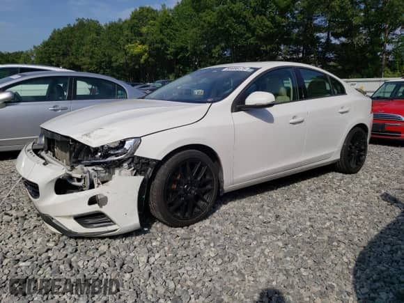 2018 Volvo S60 Dynamic с VIN YV140MTL4J2450846, выставлен на аукционе Copart как лот 65956175 с пробегом 129 782 миль миль и Списание • Salvage title. История ставок и продаж доступна на DreamBid. Изображение 1.
