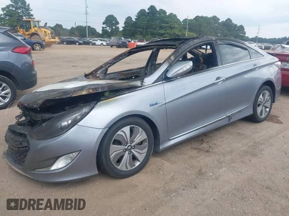 2015 Hyundai Sonata Limited z VIN KMHEC4A49FA127978, wystawiony jako IAAI lot #43246694 z przebiegiem Nie podano mil oraz . Historia ofert i sprzedaży dostępna na DreamBid. Obrazek 2.