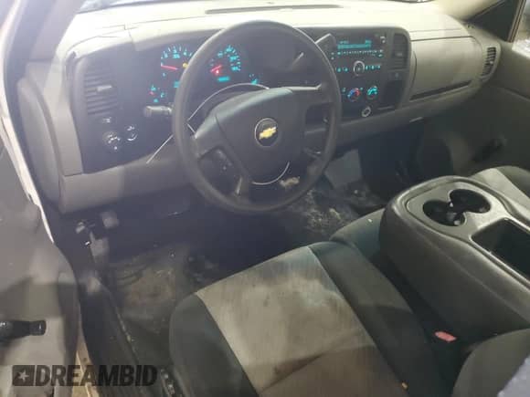 2009 Chevrolet Silverado 1500 Work Truck with VIN 1GCEC14X79Z208587, listed as a Copart auction lot 58415955 with 248,450 mi miles and Non repairable. Bid and sale history available at DreamBid. Image 8.