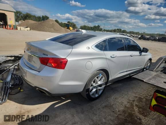 2017 Chevrolet Impala Premier with VIN 1G1145S39HU195218, listed as a Copart auction lot 70153135 with 103,083 mi miles and Salvage title. Bid and sale history available at DreamBid. Image 3.