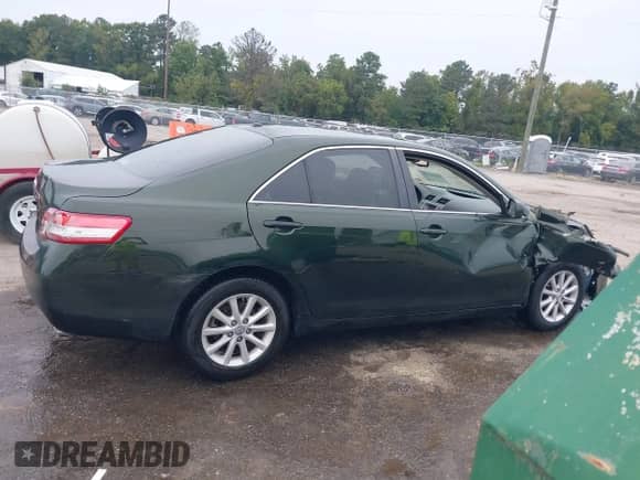 2011 Toyota Camry XLE with VIN 4T1BK3EK1BU617817, listed as a IAAI auction lot 43308171 with 185,834 mi miles and . Bid and sale history available at DreamBid. Image 13.