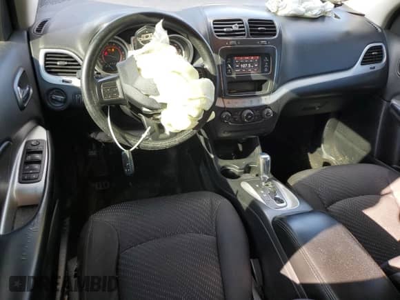 2015 Dodge Journey SXT z VIN 3C4PDCBB1FT582656, wystawiony jako Copart lot #44396145 z przebiegiem 159 451 mil mil oraz Szkoda całkowita • Salvage title. Historia ofert i sprzedaży dostępna na DreamBid. Obrazek 8.