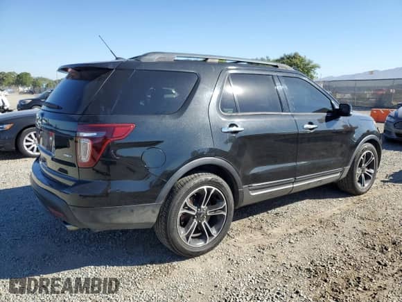 2014 Ford Explorer Sport с VIN 1FM5K8GT1EGC01866, выставлен на аукционе Copart как лот 82619235 с пробегом 130 649 миль миль и Списание • Salvage title. История ставок и продаж доступна на DreamBid. Изображение 3.