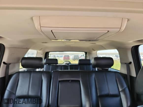 2008 Chevrolet Suburban 2LT с VIN 3GNFK16348G136044, выставлен на аукционе Copart как лот 71934855 с пробегом 251 703 миль миль и Чистый • Clean title. История ставок и продаж доступна на DreamBid. Изображение 10.