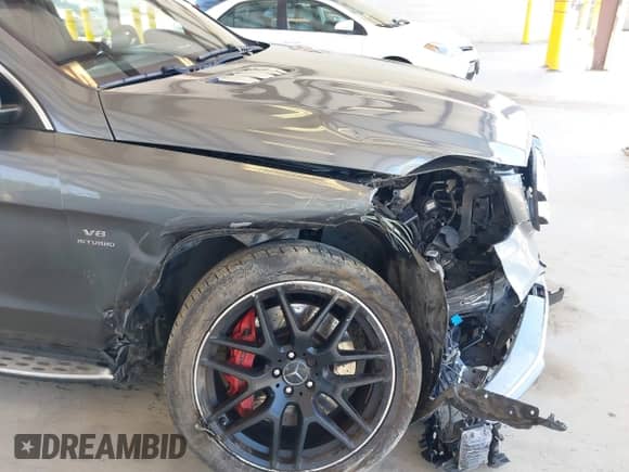 2019 Mercedes-Benz GLS 63 AMG z VIN 4JGDF7FE6KB233816, wystawiony jako IAAI lot #42164986 z przebiegiem 90 209 mil mil oraz . Historia ofert i sprzedaży dostępna na DreamBid. Obrazek 6.