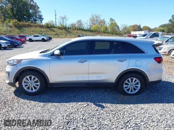 2019 Kia Sorento S with VIN 5XYPGDA58KG572314, listed as a IAAI auction lot 43425458 with 128,901 mi miles and . Bid and sale history available at DreamBid. Image 14.