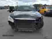 2013 Chrysler 200 Touring z VIN 1C3CCBBG3DN532270, wystawiony jako Copart lot #70356715 z przebiegiem 154 445 mil mil oraz Czysty tytuł • Clean title. Historia ofert i sprzedaży dostępna na DreamBid. Obrazek 5.