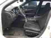 2011 Chrysler 300 с VIN 2C3CA4CG0BH516761, выставлен на аукционе Copart как лот 55335425 с пробегом 86 966 миль миль и Списание • Salvage title. История ставок и продаж доступна на DreamBid. Изображение 7.