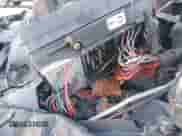 1996 Saturn SL z VIN 1G8ZH5288TZ325859, wystawiony jako IAAI lot #41672302 z przebiegiem 193 619 mil mil oraz . Historia ofert i sprzedaży dostępna na DreamBid. Obrazek 18.