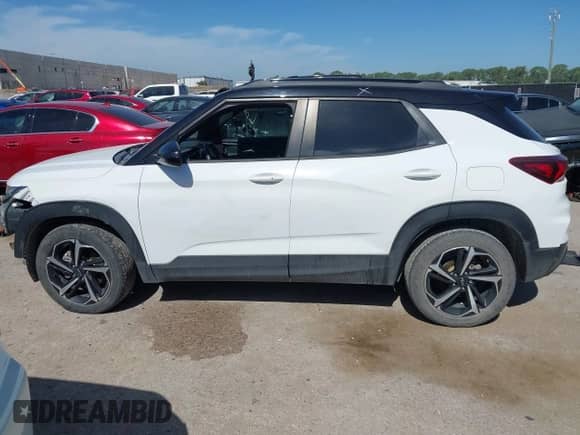 2021 Chevrolet TrailBlazer RS с VIN KL79MTSL2MB113864, выставлен на аукционе IAAI как лот 42802838 с пробегом 69 389 миль миль и . История ставок и продаж доступна на DreamBid. Изображение 14.