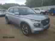 2022 Hyundai Venue SEL with VIN KMHRC8A38NU183553, listed as a Copart auction lot 49835623 with 8,078 mi miles and . Bid and sale history available at DreamBid. Image 4.