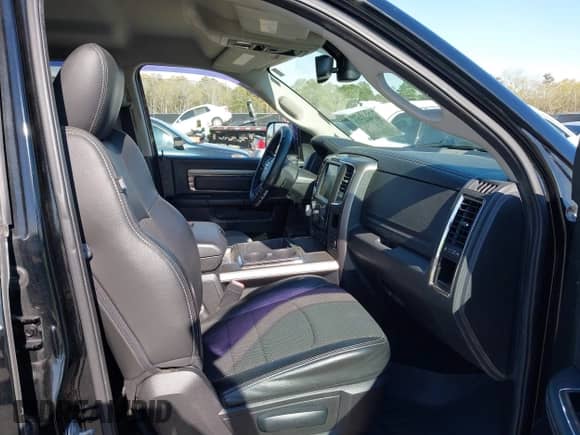 2014 Ram 1500 Sport with VIN 1C6RR7HT0ES182760, listed as a IAAI auction lot 41904213 with 202,466 mi miles and . Bid and sale history available at DreamBid. Image 5.