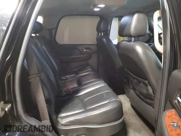2008 Chevrolet Tahoe с VIN 1GNFC13528R176142, выставлен на аукционе Copart как лот 56147195 с пробегом 179 011 миль миль и Списание • Salvage title. История ставок и продаж доступна на DreamBid. Изображение 11.
