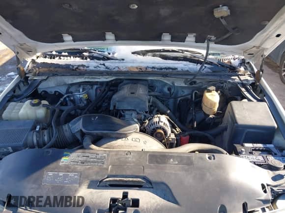 2000 Chevrolet Silverado 2500 LS с VIN 1GCFC29UXYZ178749, выставлен на аукционе IAAI как лот 41357415 с пробегом 214 523 миль миль и . История ставок и продаж доступна на DreamBid. Изображение 10.