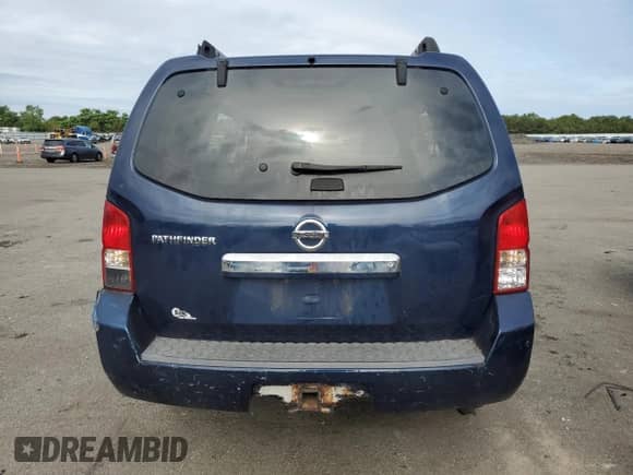 2008 Nissan Pathfinder SE z VIN 5N1AR18B38C621793, wystawiony jako Copart lot #62580165 z przebiegiem 197 482 mil mil oraz Czysty tytuł • Clean title. Historia ofert i sprzedaży dostępna na DreamBid. Obrazek 6.