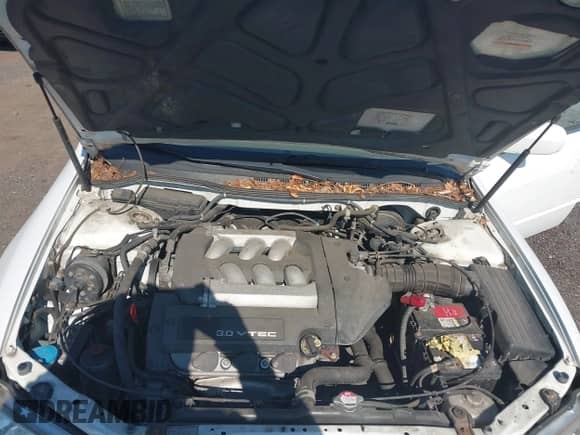 2002 Honda Accord EX with VIN 1HGCG16542A083612, listed as a IAAI auction lot 43047598 with 84,631 mi miles and . Bid and sale history available at DreamBid. Image 10.