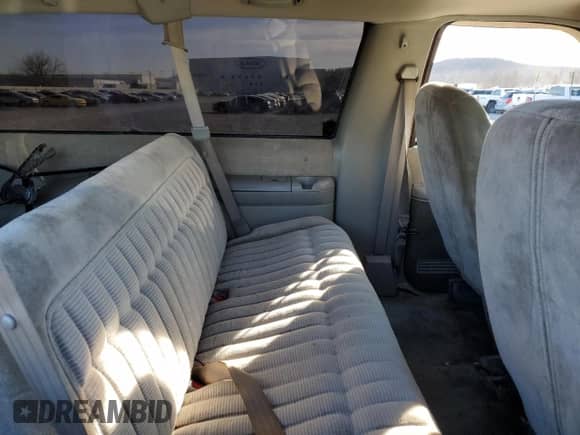 1993 Chevrolet Blazer с VIN 1GNEK18K0PJ398883, выставлен на аукционе Copart как лот 87817225 с пробегом 190 787 миль миль и Списание • Salvage title. История ставок и продаж доступна на DreamBid. Изображение 11.