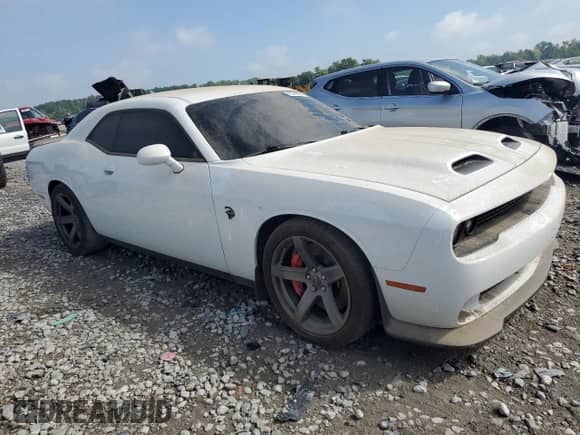 2019 Dodge Challenger SRT Hellcat with VIN 2C3CDZC91KH663399, listed as a Copart auction lot 79839084 with 16,539 mi miles and Salvage title. Bid and sale history available at DreamBid. Image 4.