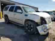 2010 Cadillac Escalade with VIN 1GYUKEEJ1AR176122, listed as a Copart auction lot 69550225 with 163,170 mi miles and Clean title. Bid and sale history available at DreamBid. Image 4.